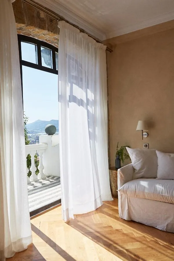 Boutique Hotel Mendi Argia San Sebastián Spagna